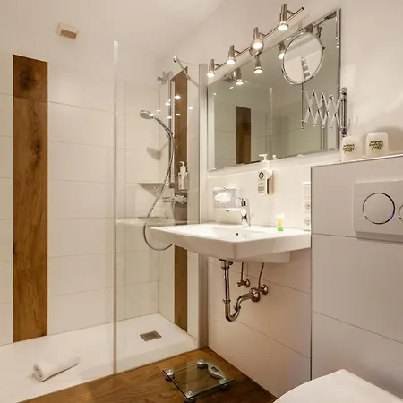 Sauerländer Hof Gasthof 3*