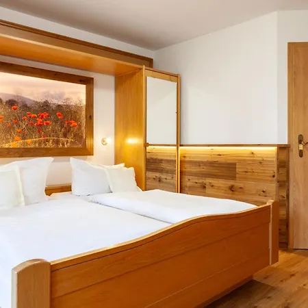 Sauerländer Hof 3*